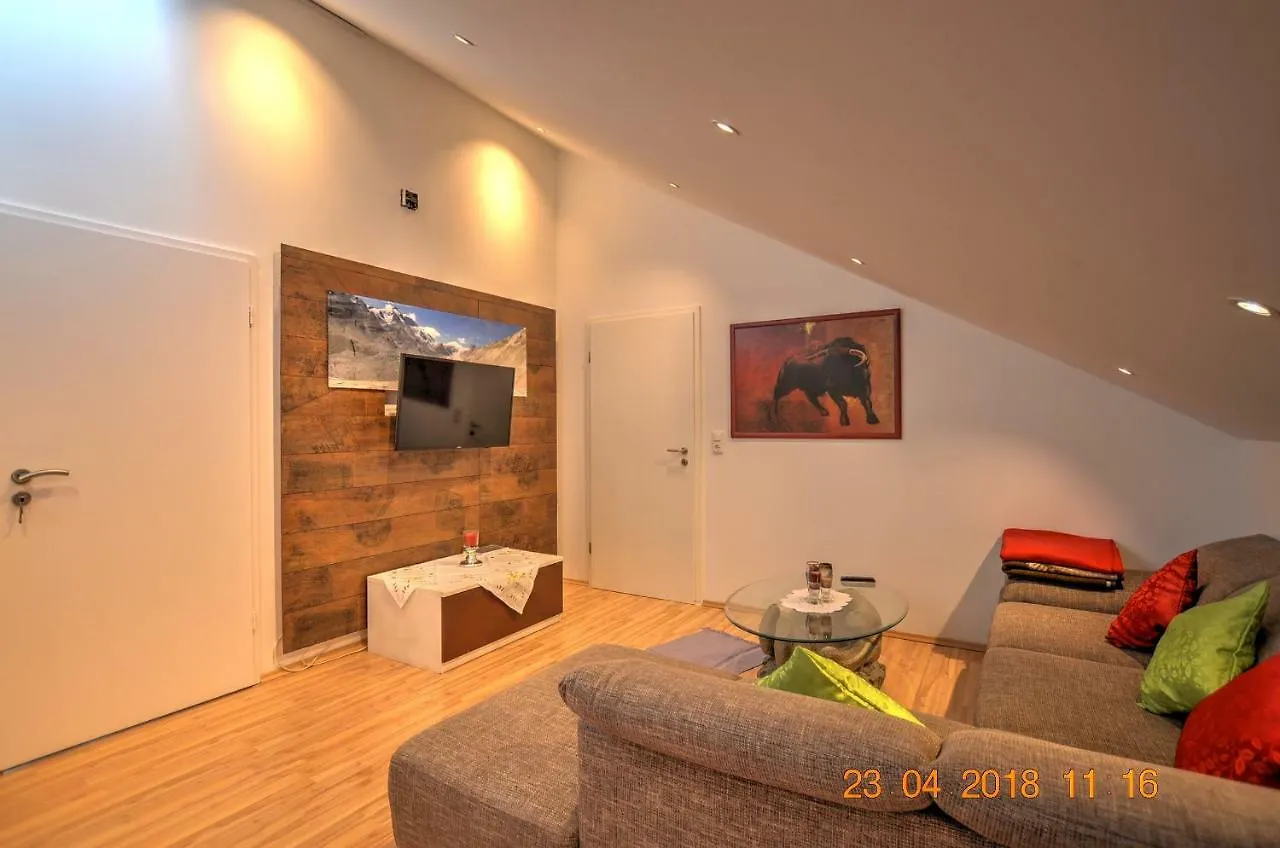 FerienwohnungVIP MUNICH ALBATROS DE LUXE Kirchheim bei Muenchen 0*,